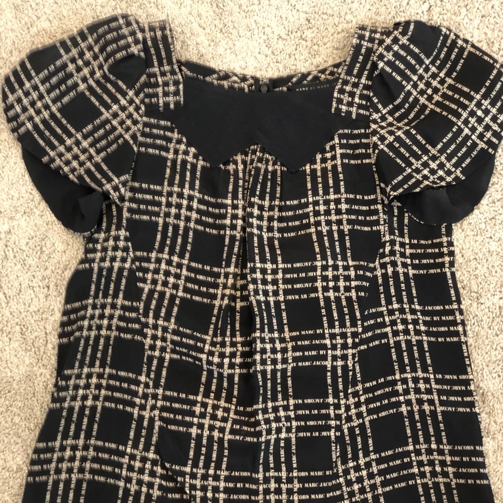 Marc Jacobs cap sleeve blouse